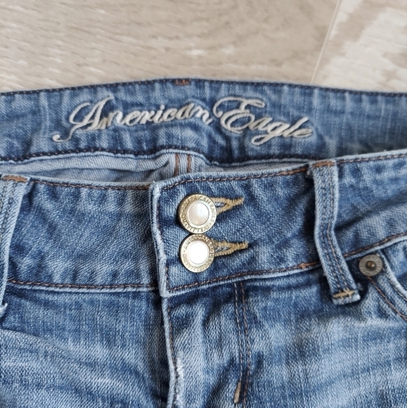 AEO Low Rise Ankle Cropped Jeans - Picture 3 of 12